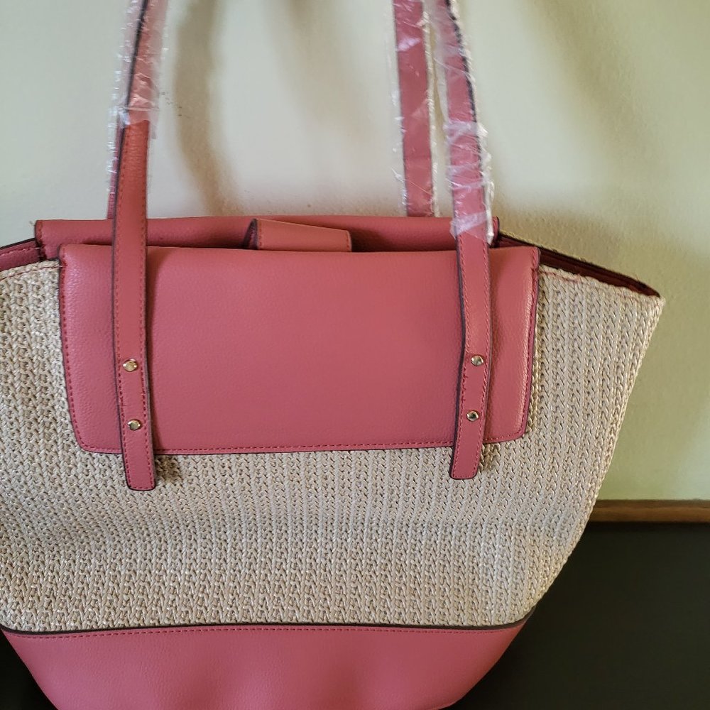 Anne Klein Curved Tote Bag - Picture 3 of 9